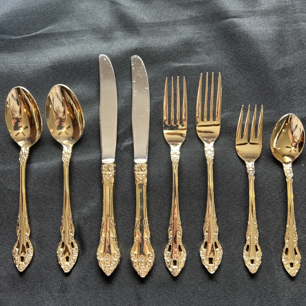 Royal Splendor Supreme Cutlery Gold Color Stainless Flatware Japan 8‎ pieces